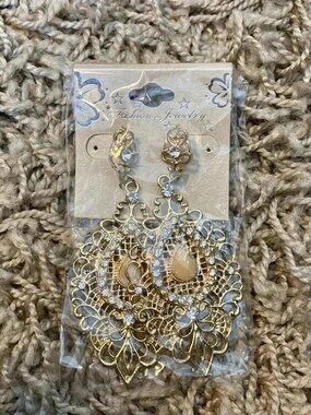 Fashion Jewelry Gold Earrings